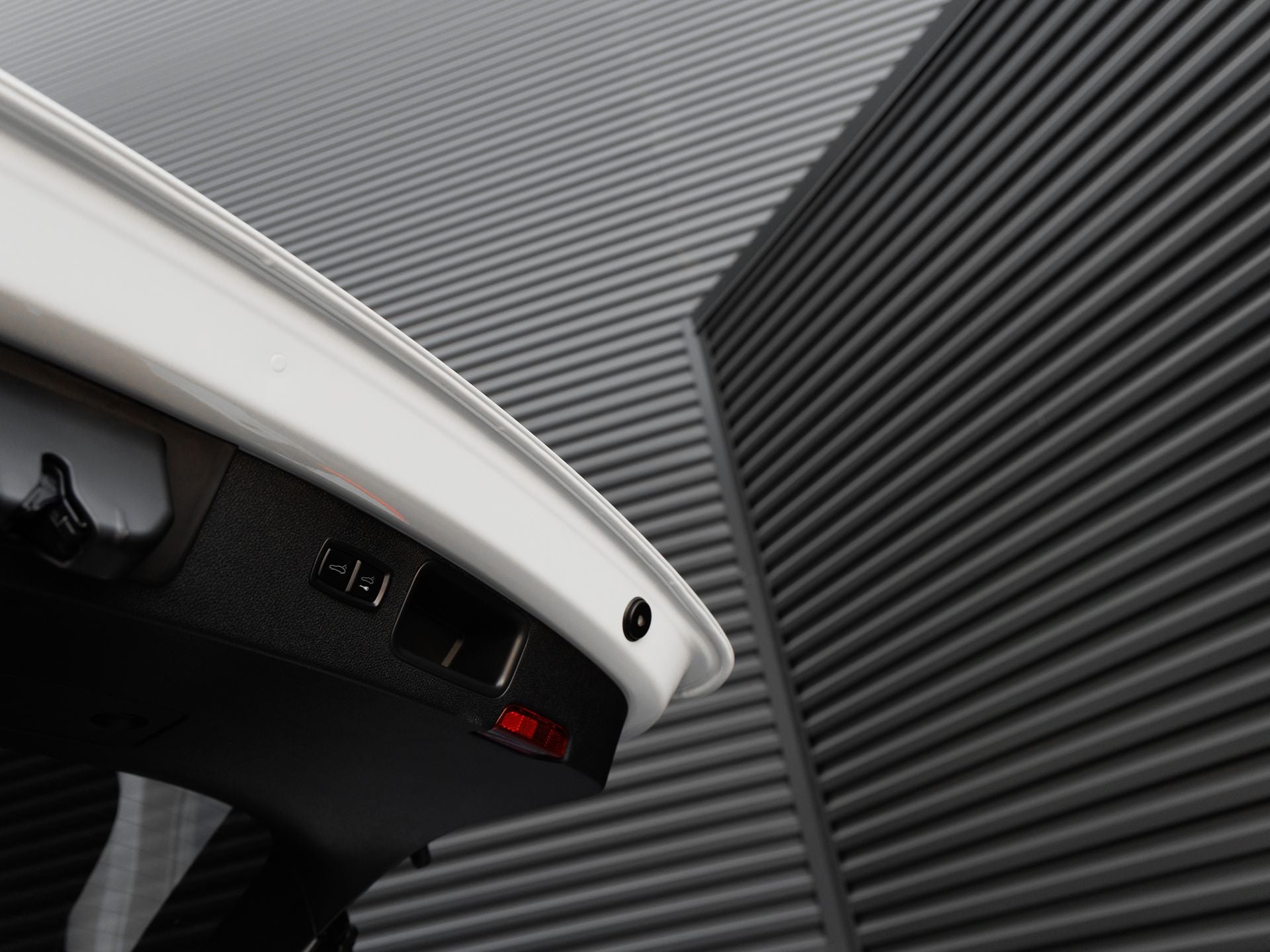 2025 Porsche Macan T