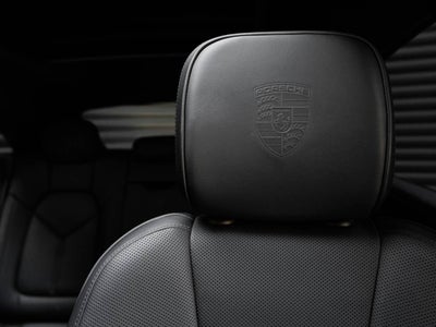 2025 Porsche Macan T