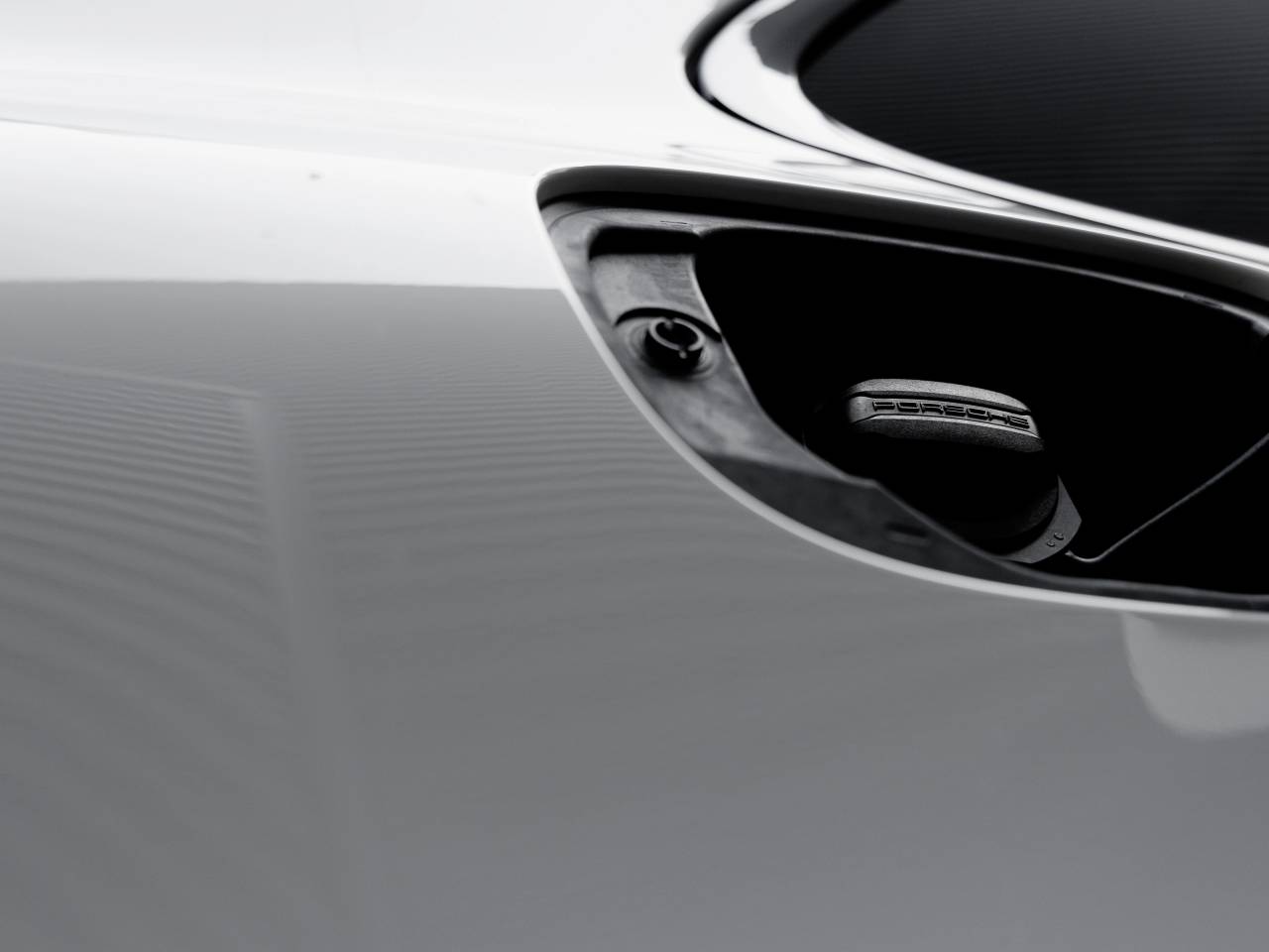 2025 Porsche Macan T