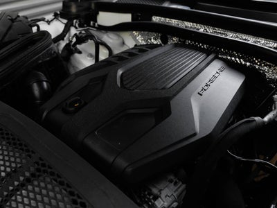 2025 Porsche Macan T