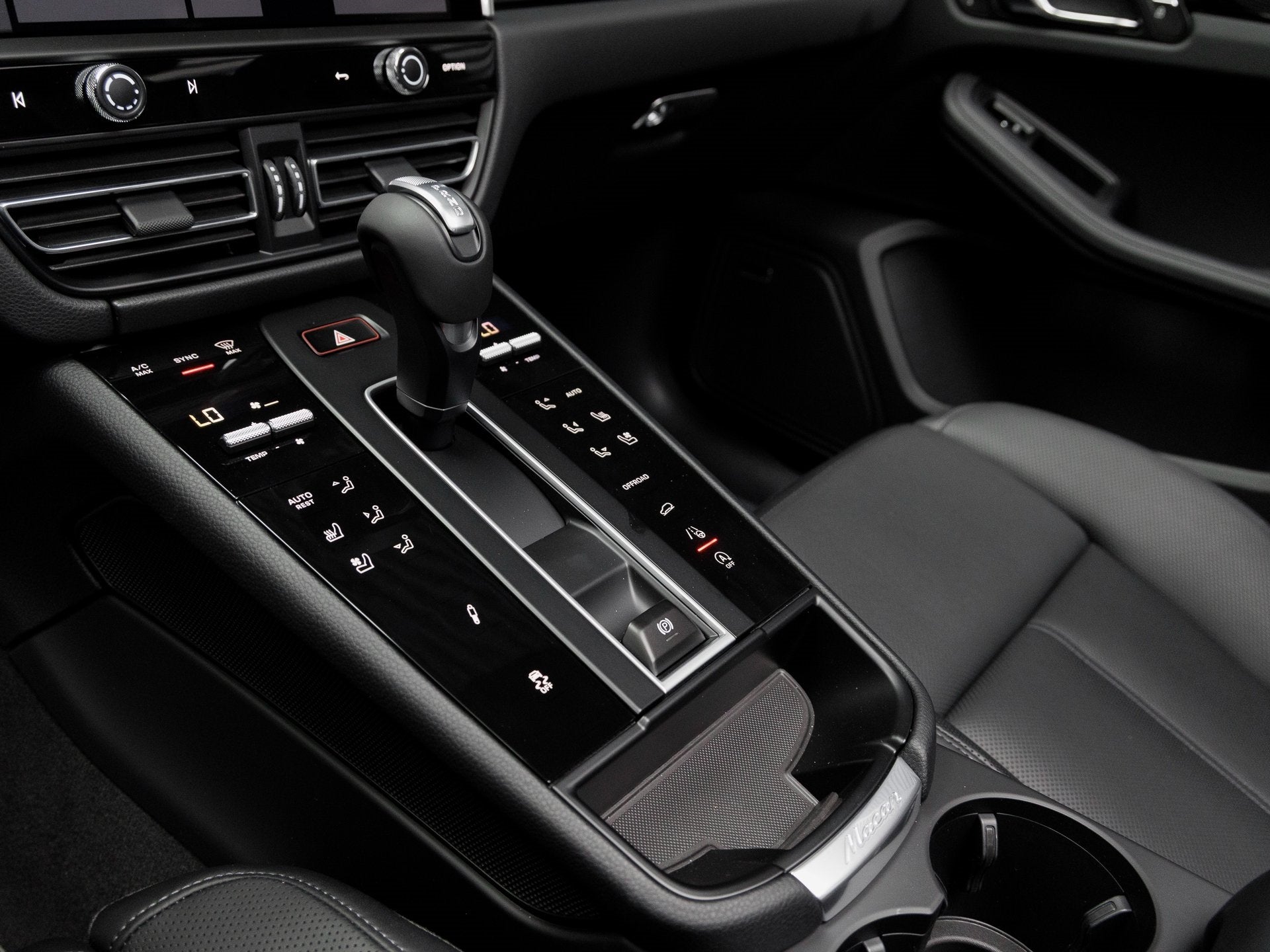 2026 Porsche Macan Macan T