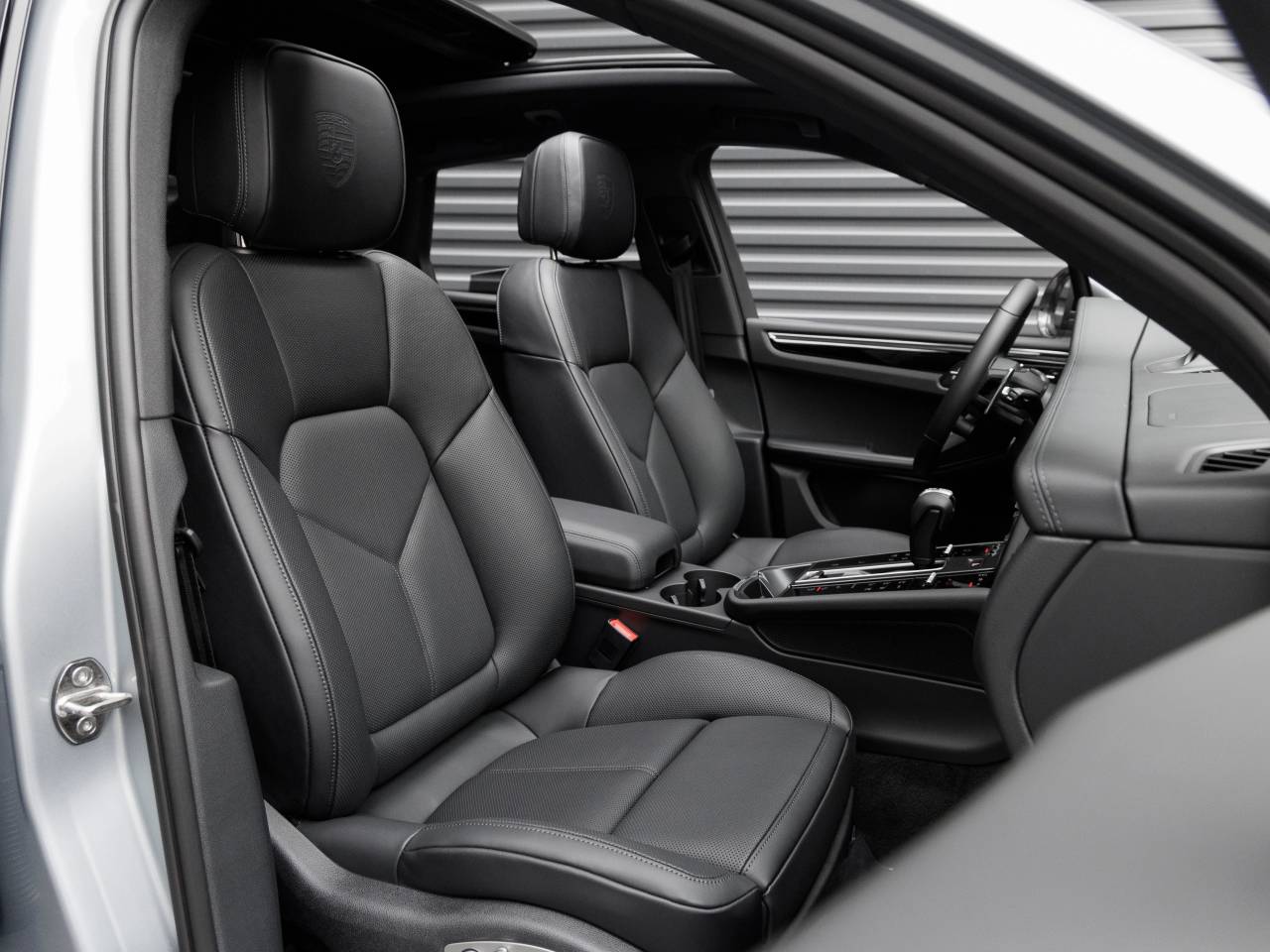 2026 Porsche Macan Macan T