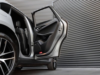 2026 Porsche Macan Macan T