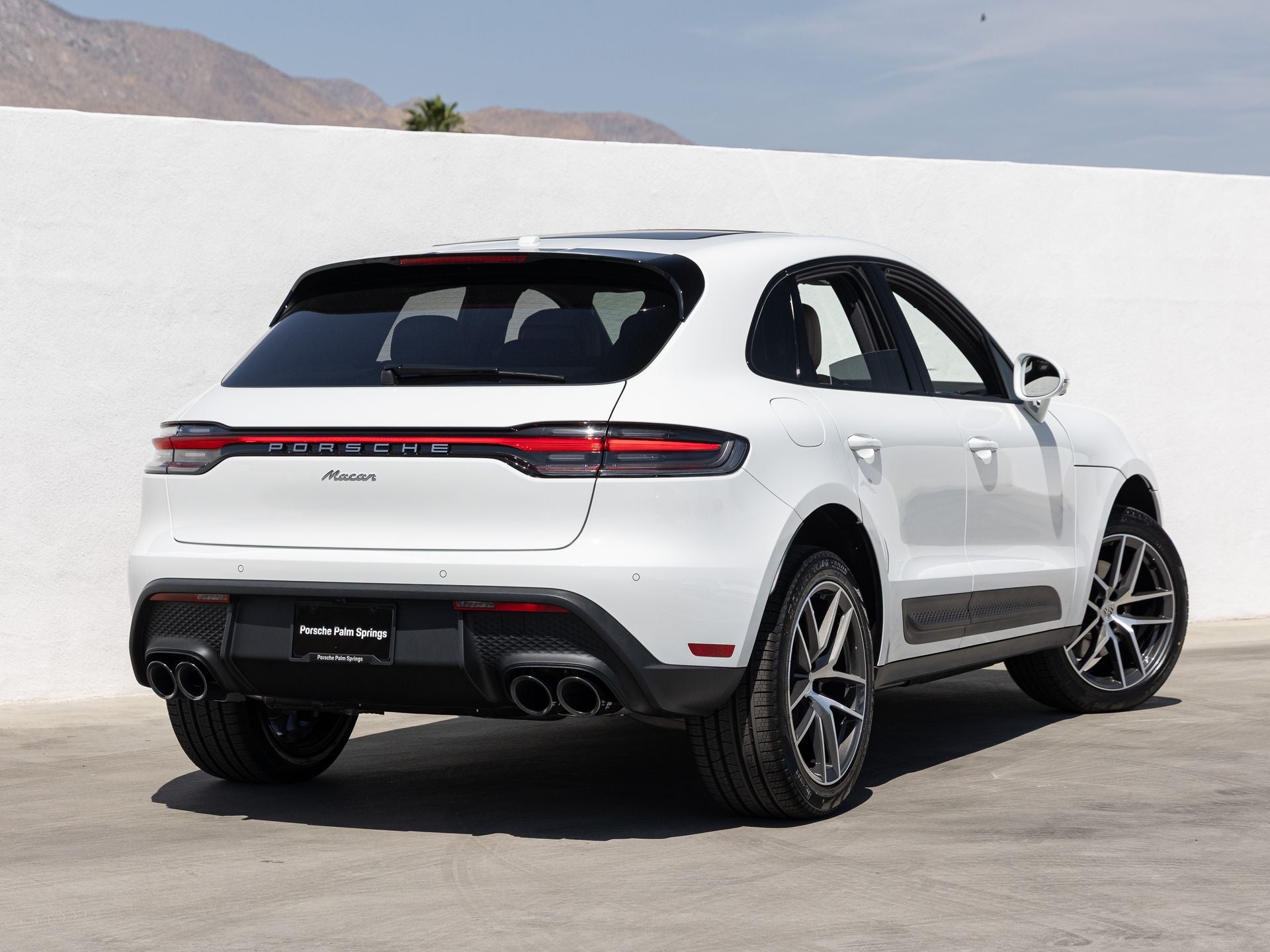 2026 Porsche Macan Base