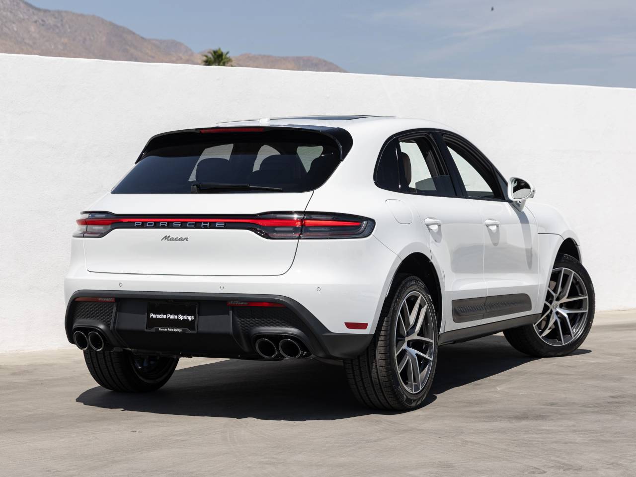 2026 Porsche Macan Base
