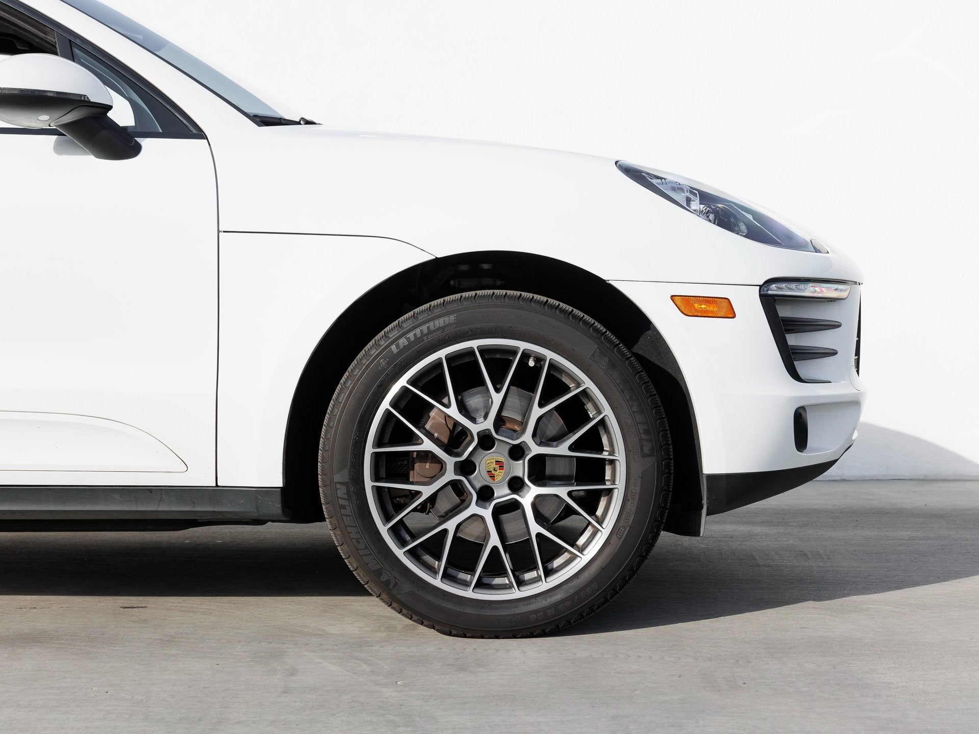 2018 Porsche Macan Sport Edition