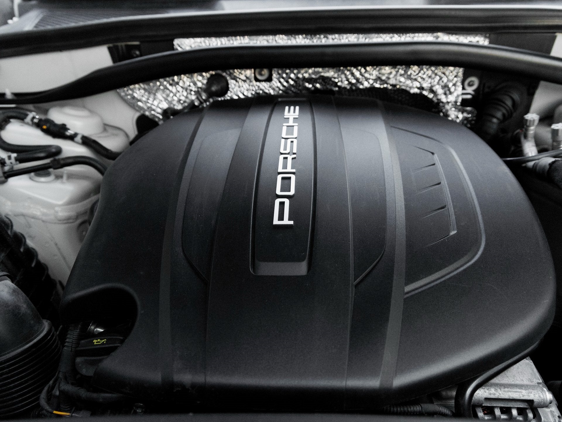 2018 Porsche Macan Sport Edition