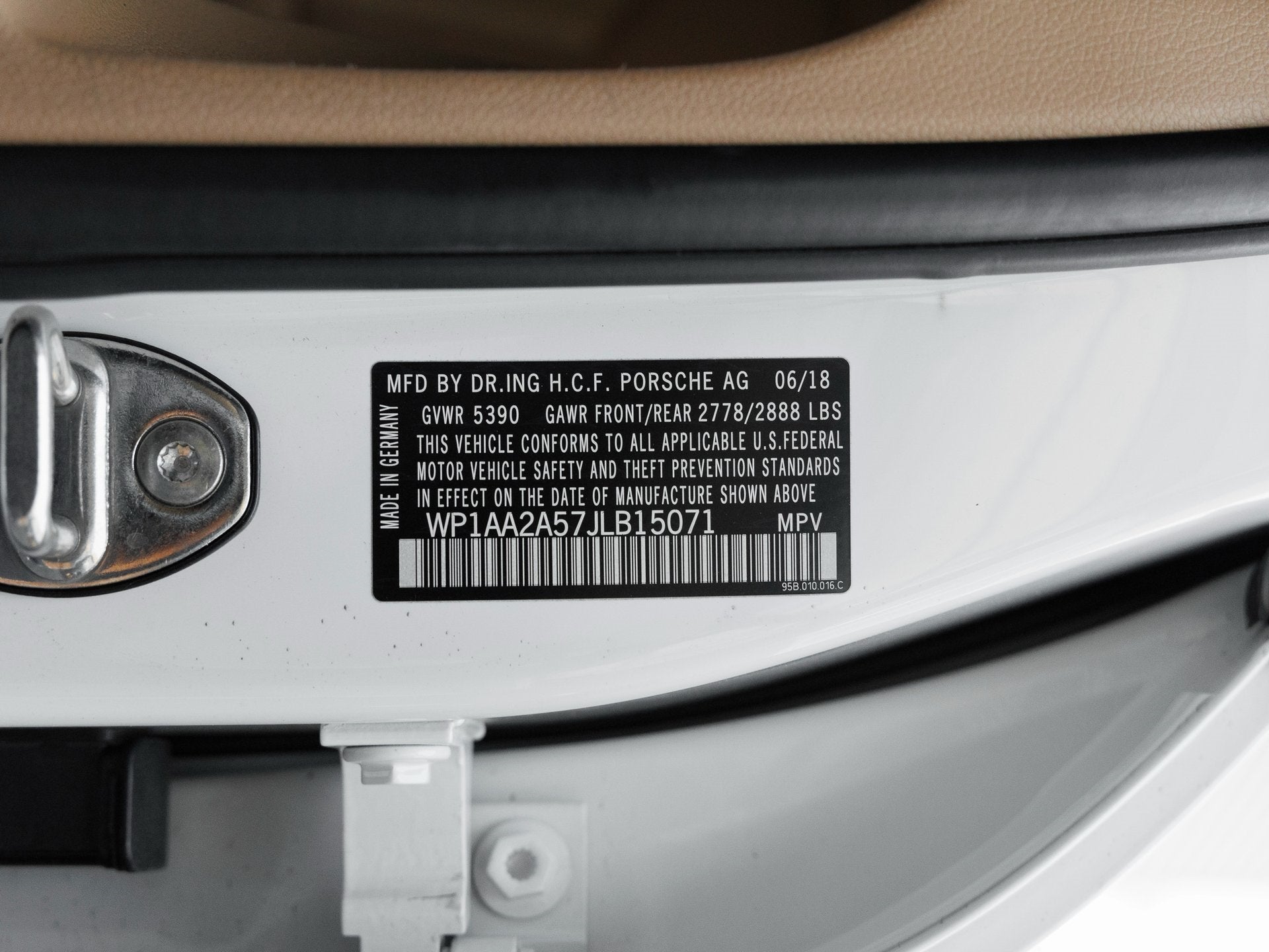 2018 Porsche Macan Sport Edition