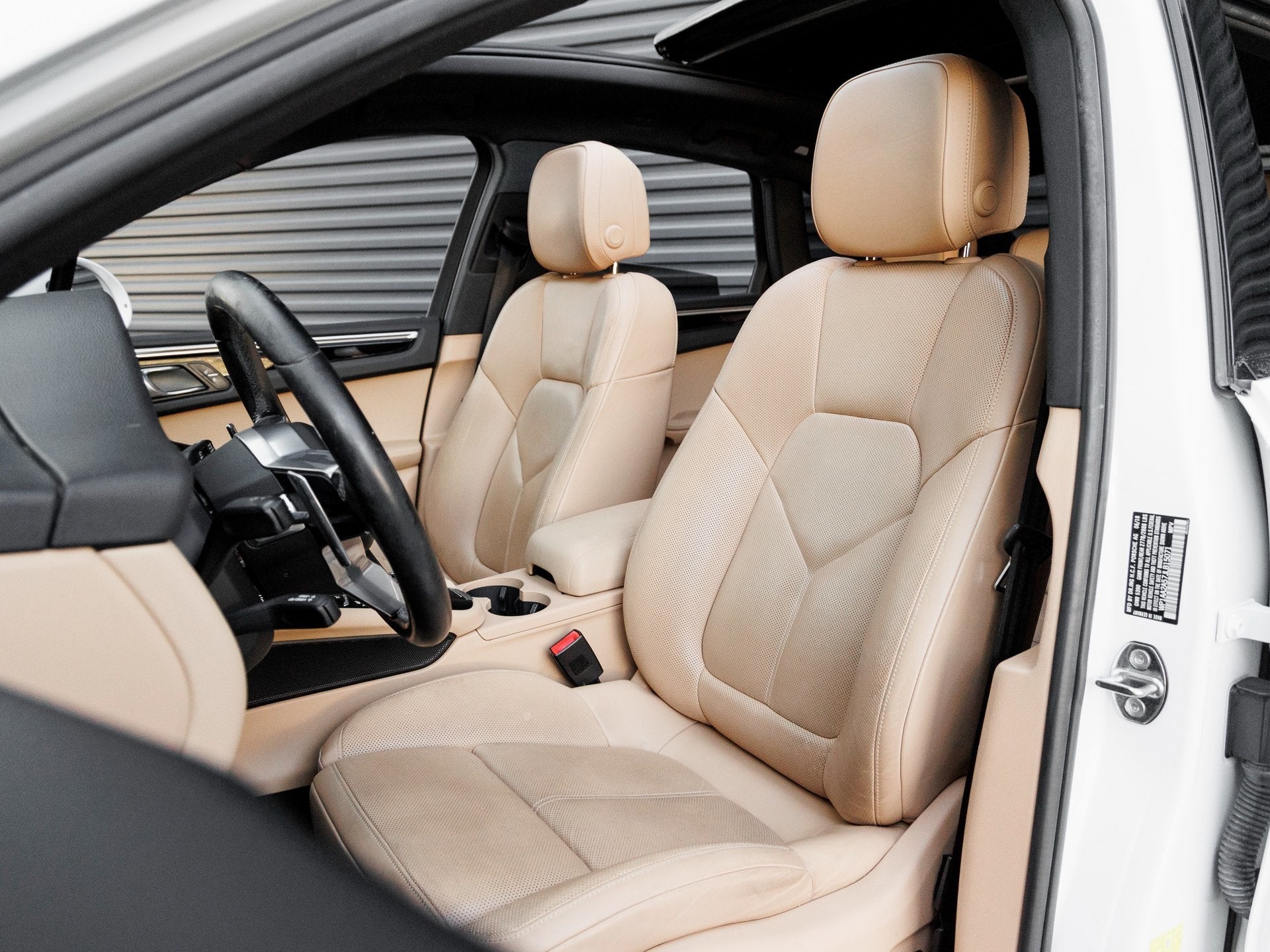 2018 Porsche Macan Sport Edition