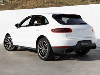 2018 Porsche Macan Macan Sport Edition