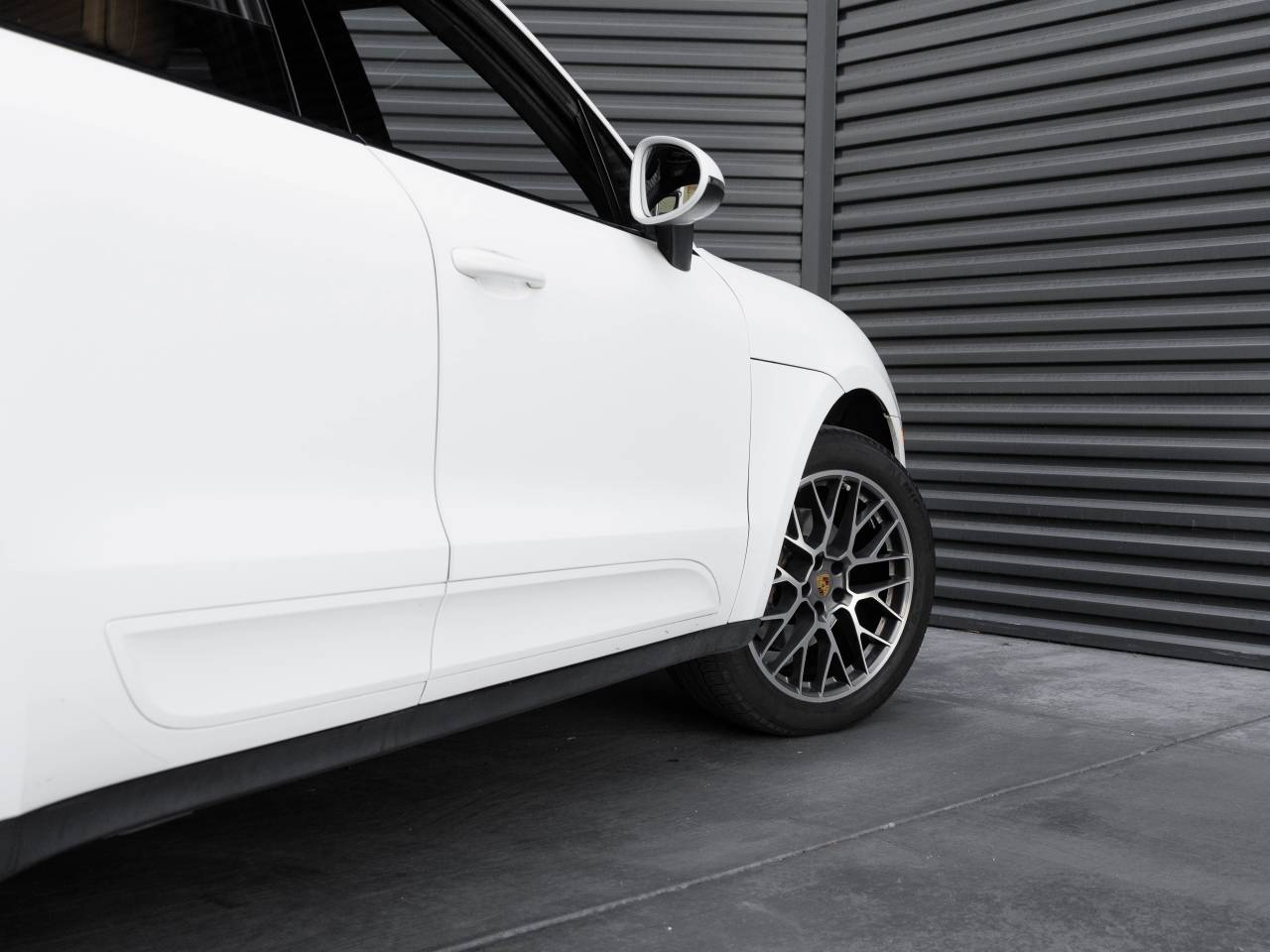 2018 Porsche Macan Macan Sport Edition