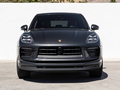 2023 Porsche Macan Base