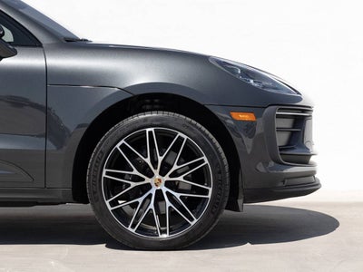 2023 Porsche Macan Base
