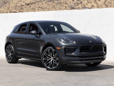 2023 Porsche Macan Base