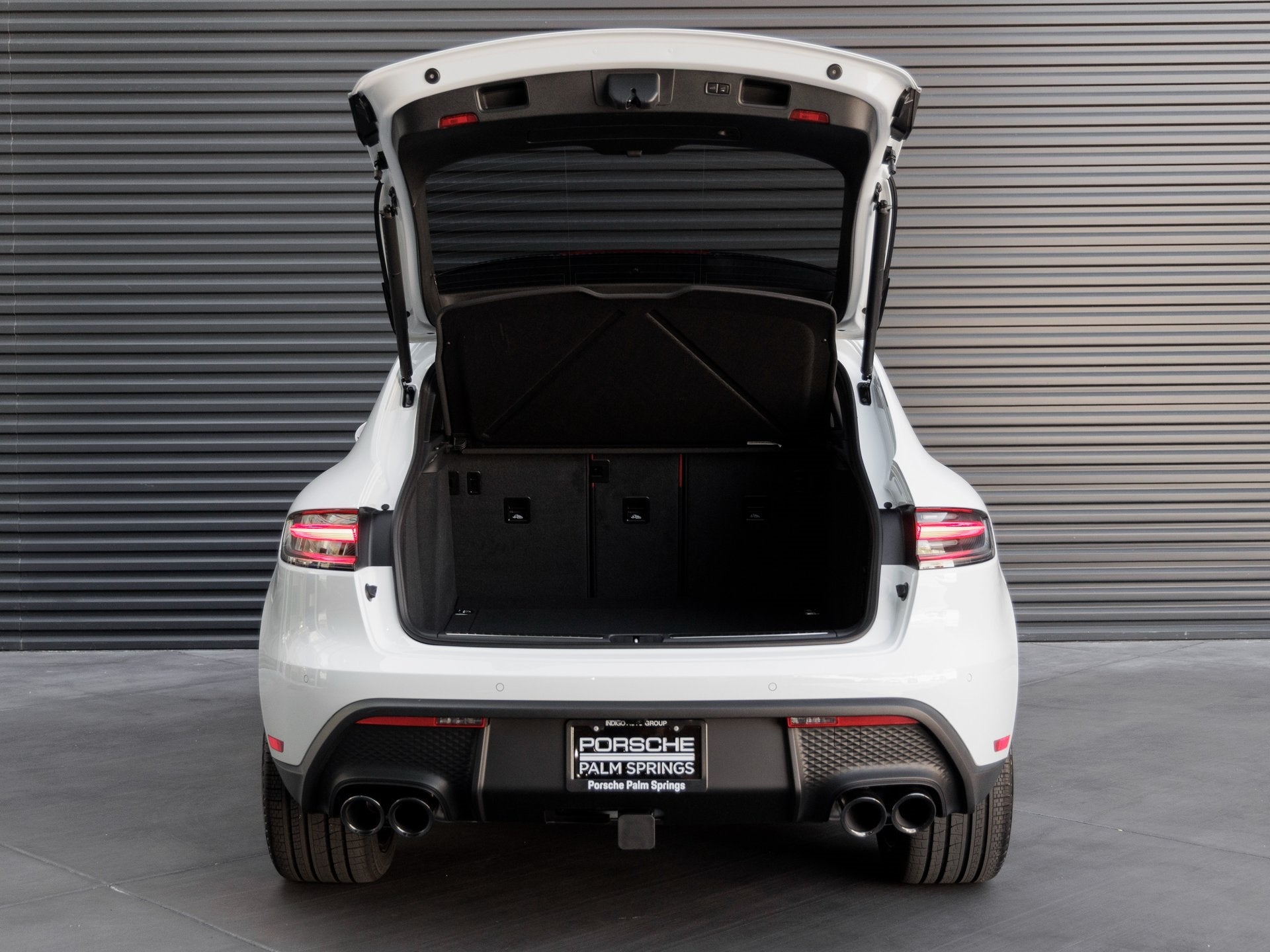 2025 Porsche Macan Macan