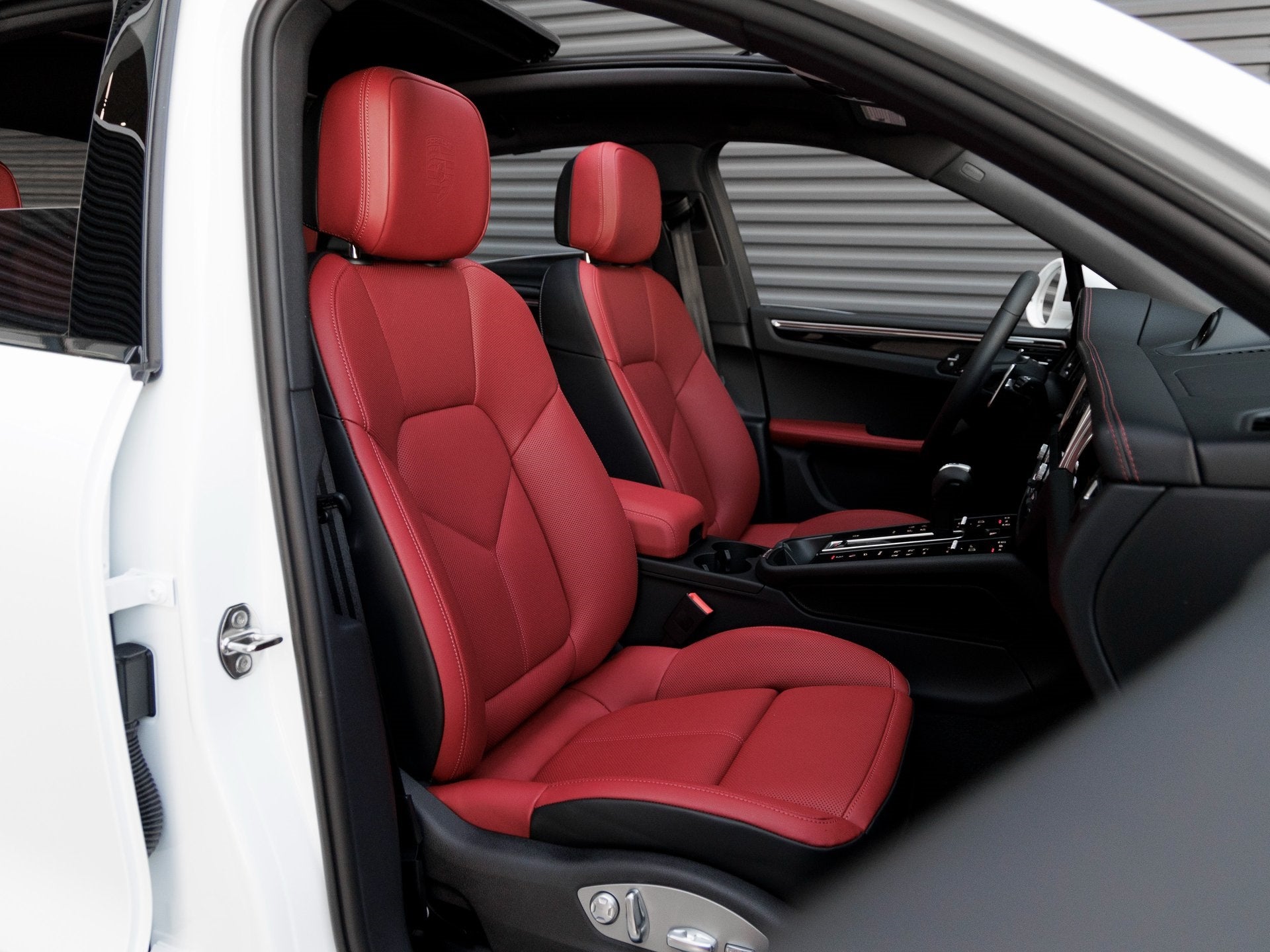 2025 Porsche Macan Macan