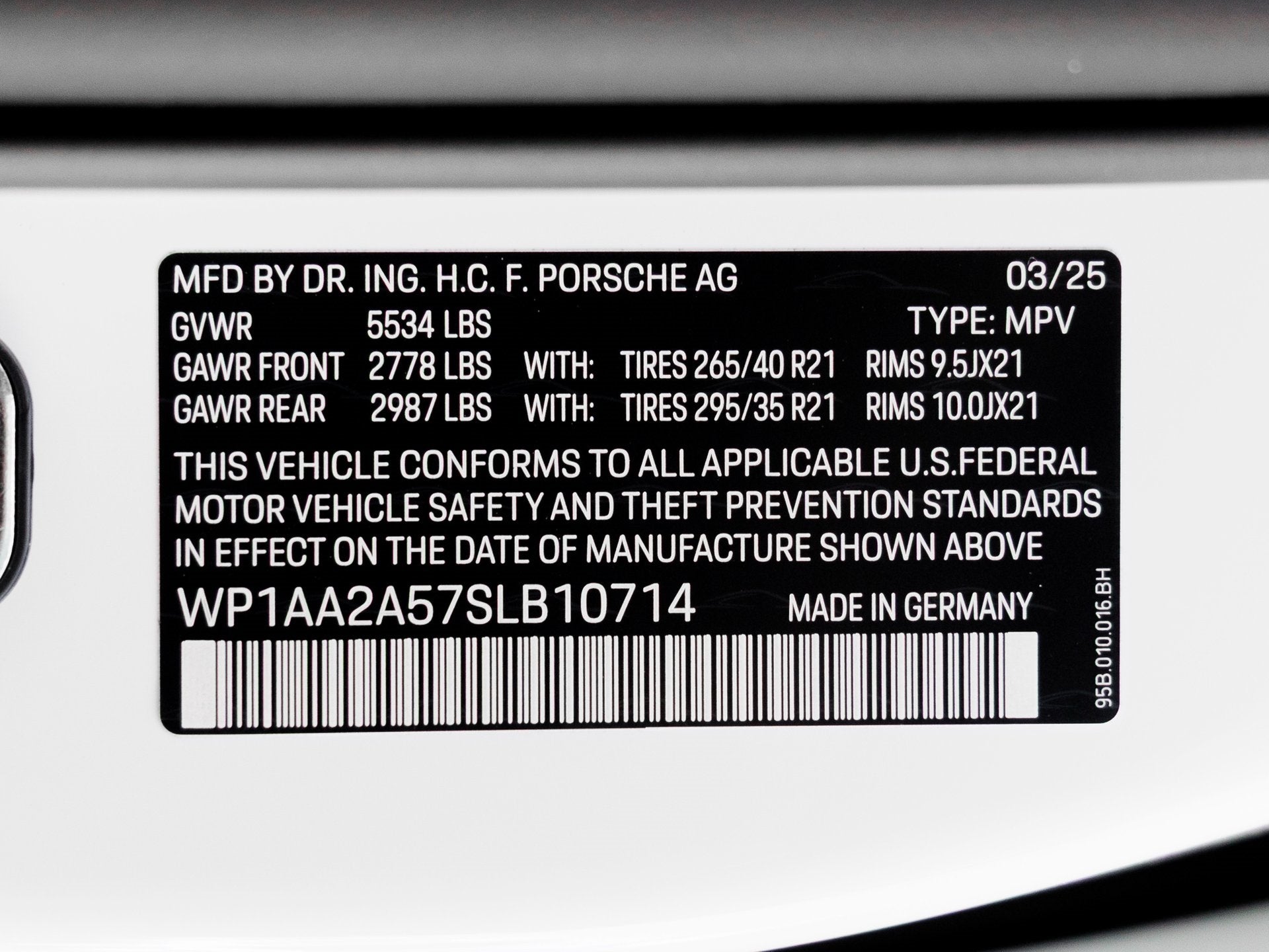 2025 Porsche Macan Macan