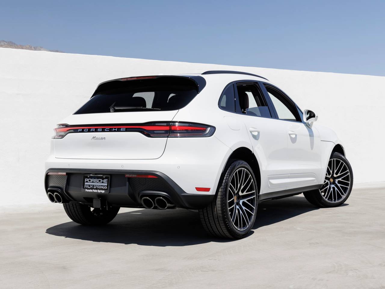 2025 Porsche Macan Macan