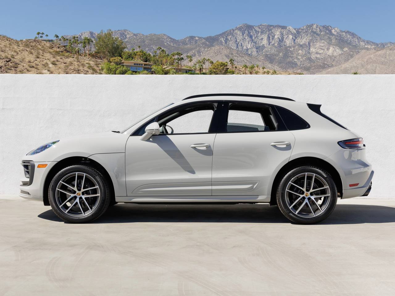 2025 Porsche Macan Macan