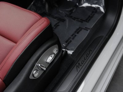 2025 Porsche Macan Macan