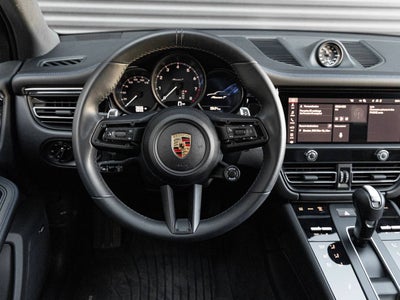 2025 Porsche Macan Macan T