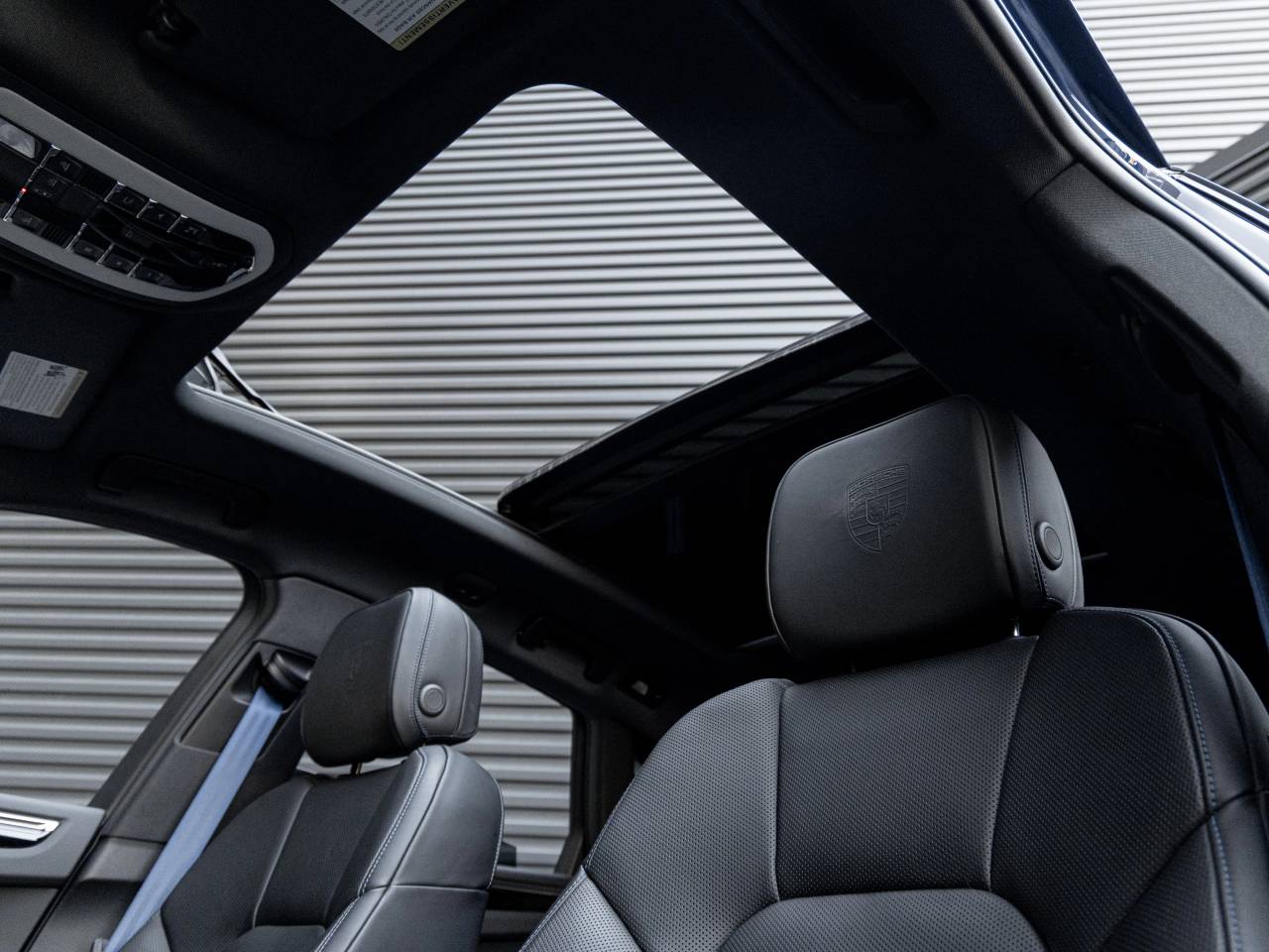 2025 Porsche Macan Macan T