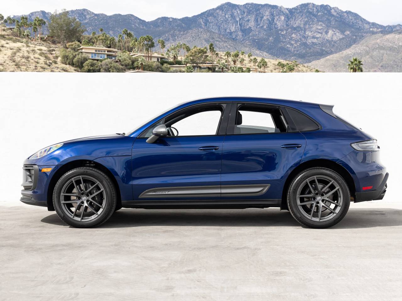2025 Porsche Macan Macan T