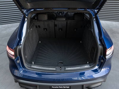 2025 Porsche Macan Macan T