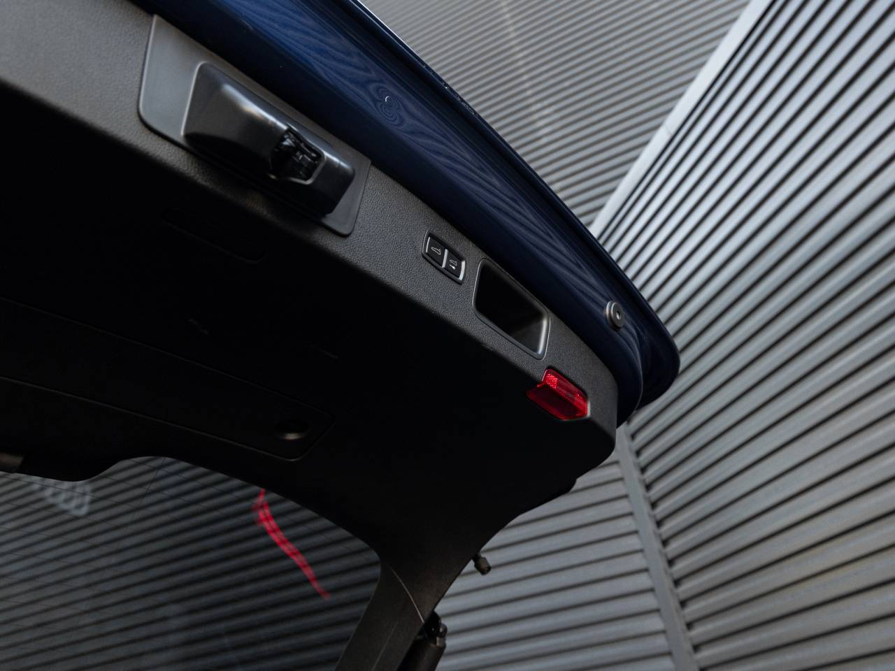 2025 Porsche Macan Macan T