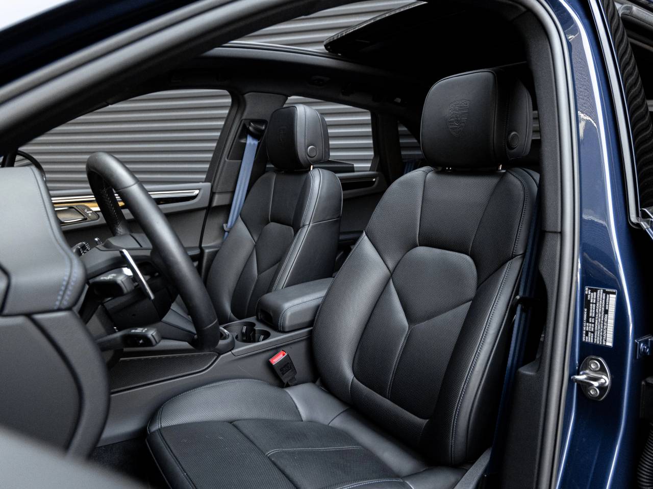 2025 Porsche Macan Macan T