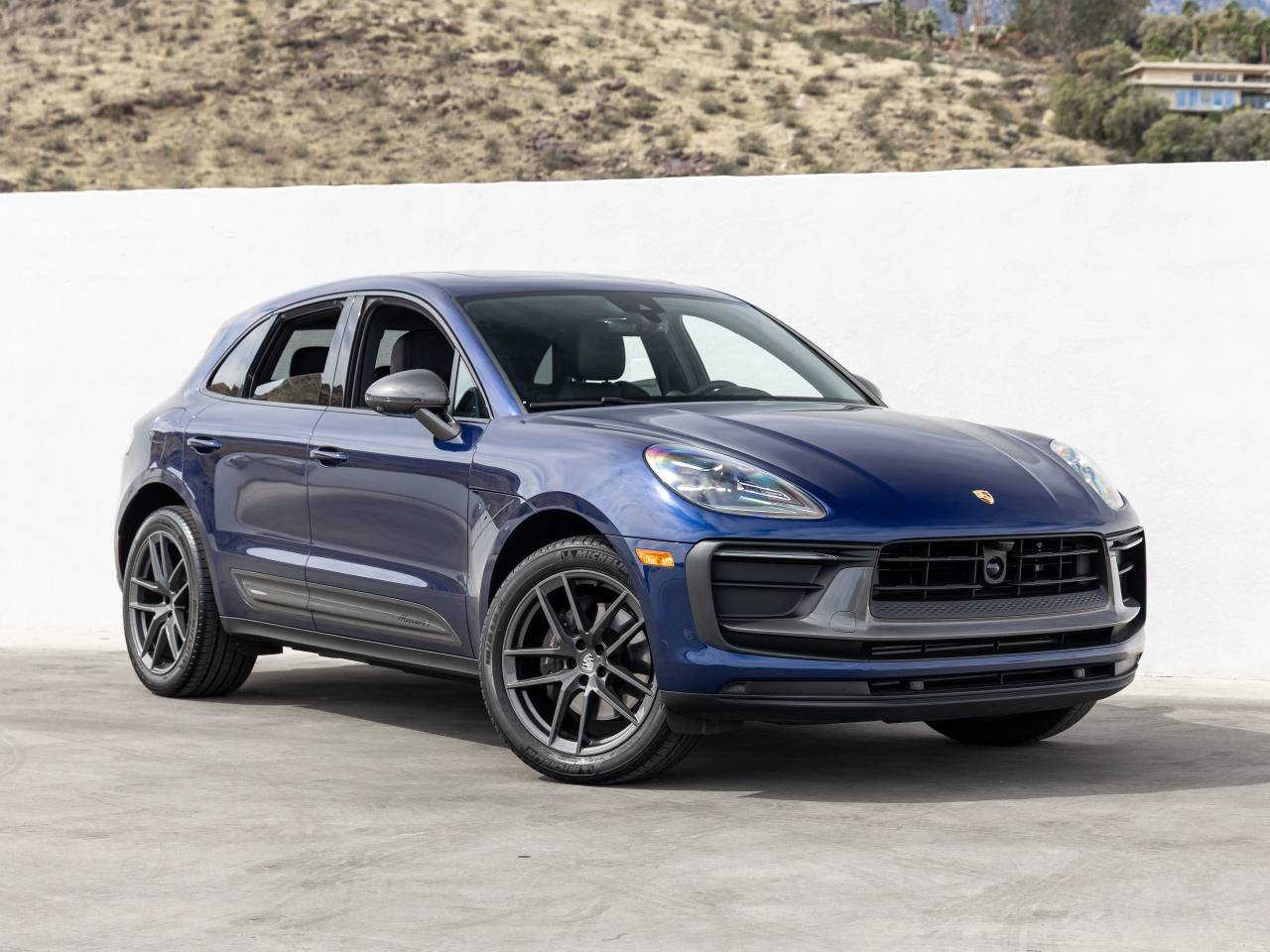 2025 Porsche Macan Macan T