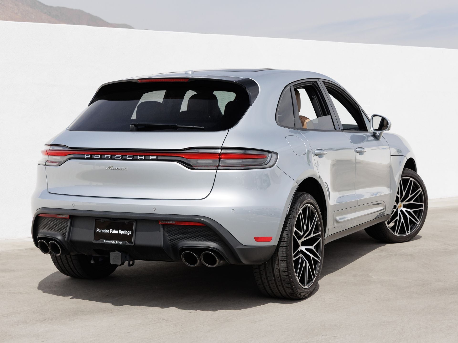 2026 Porsche Macan Macan
