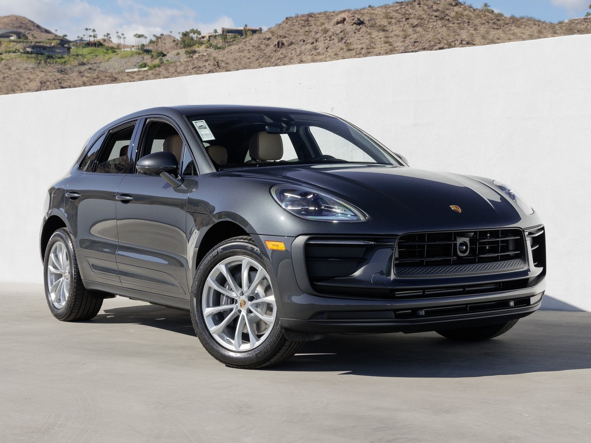 2026 Porsche Macan Base