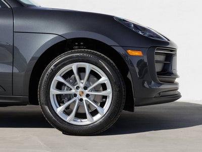 2026 Porsche Macan Macan