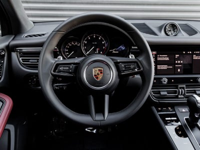 2026 Porsche Macan Macan