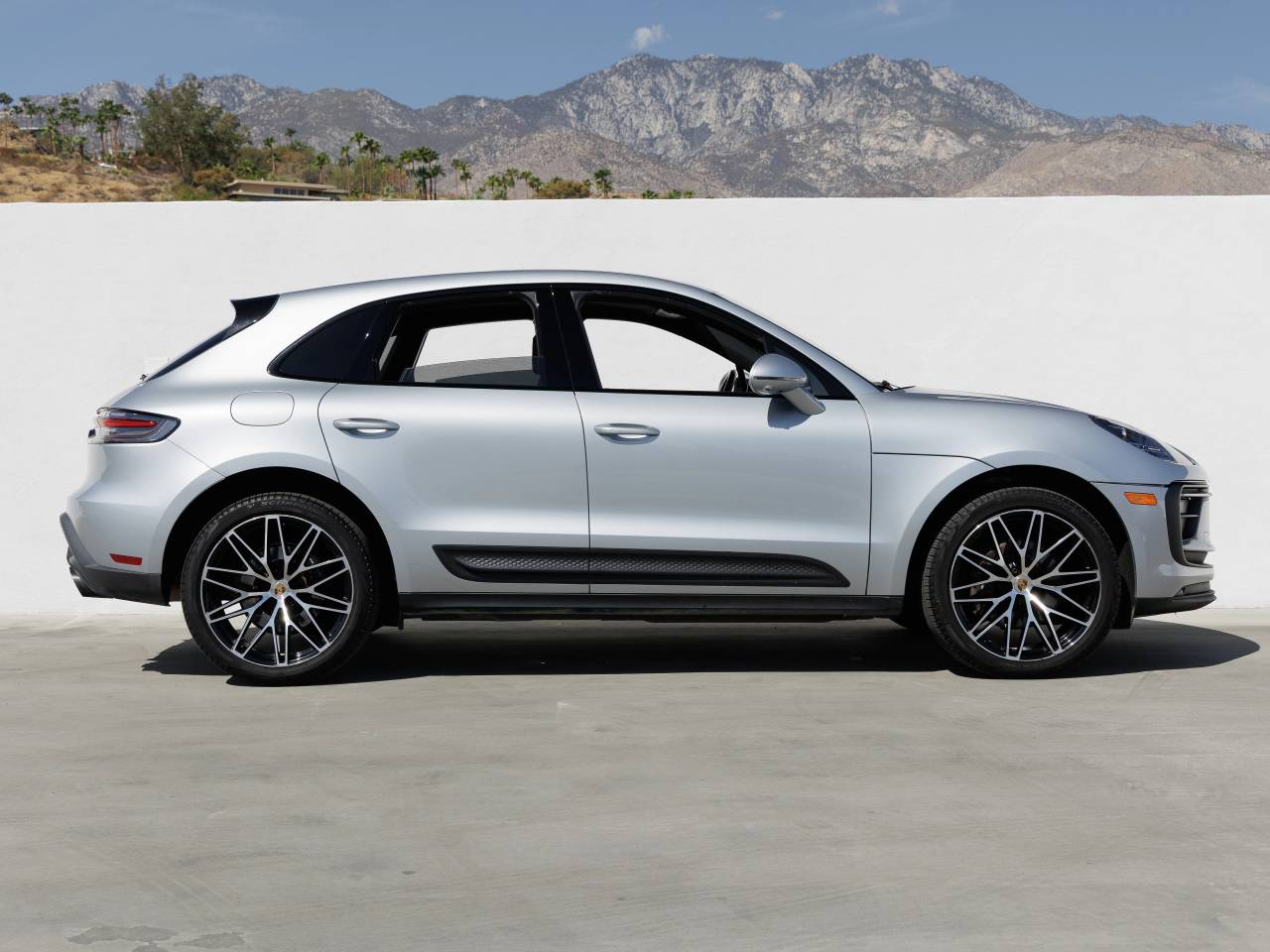 2023 Porsche Macan Macan