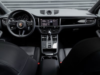 2025 Porsche Macan Macan