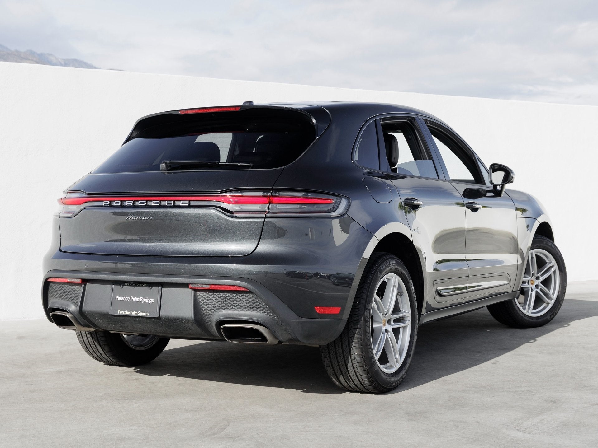 2025 Porsche Macan Macan