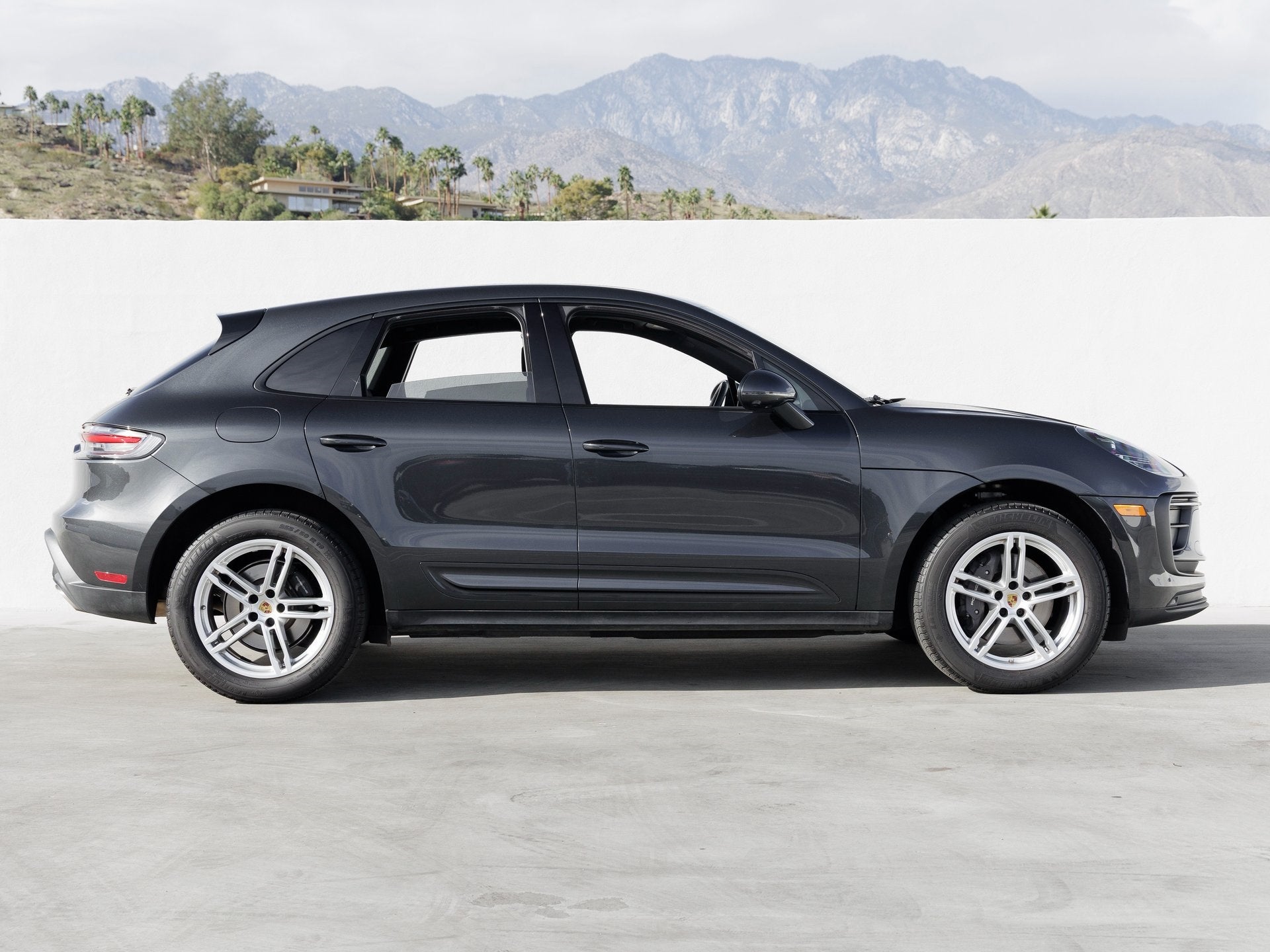 2025 Porsche Macan Macan