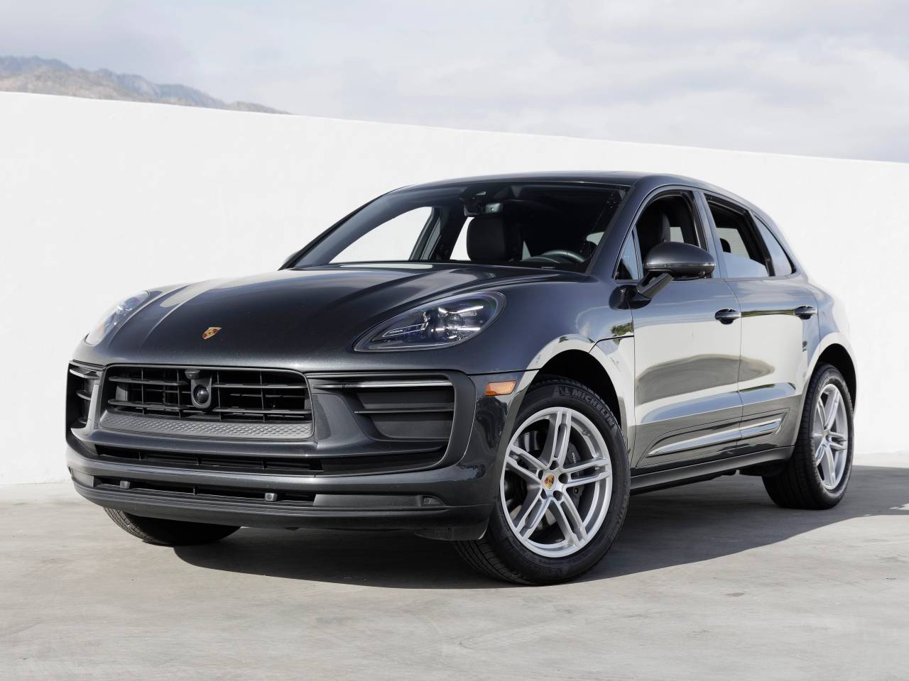 2025 Porsche Macan Macan
