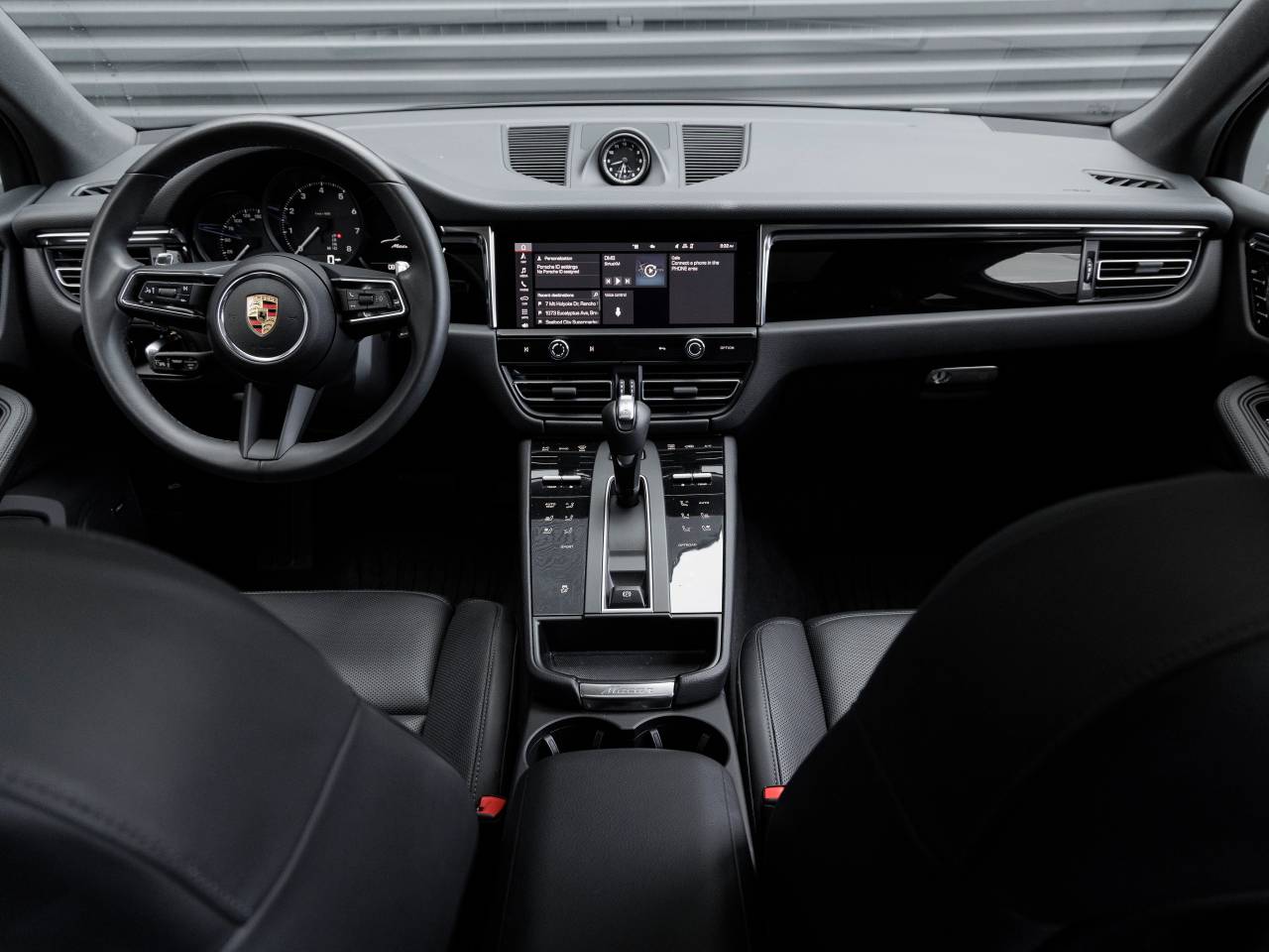 2025 Porsche Macan Macan