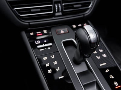 2025 Porsche Macan Macan