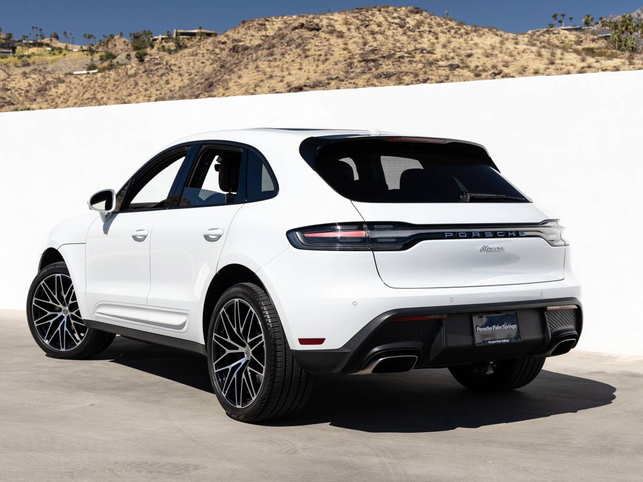 2026 Porsche Macan Base
