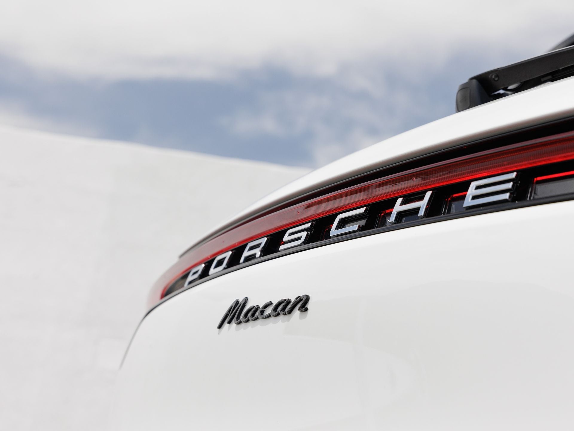 2026 Porsche Macan Macan