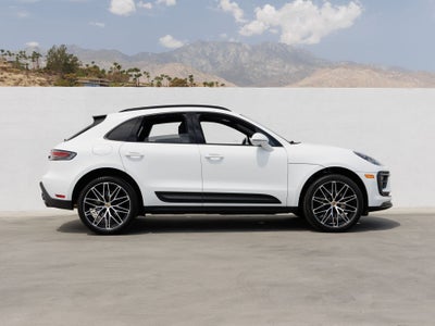 2026 Porsche Macan Macan
