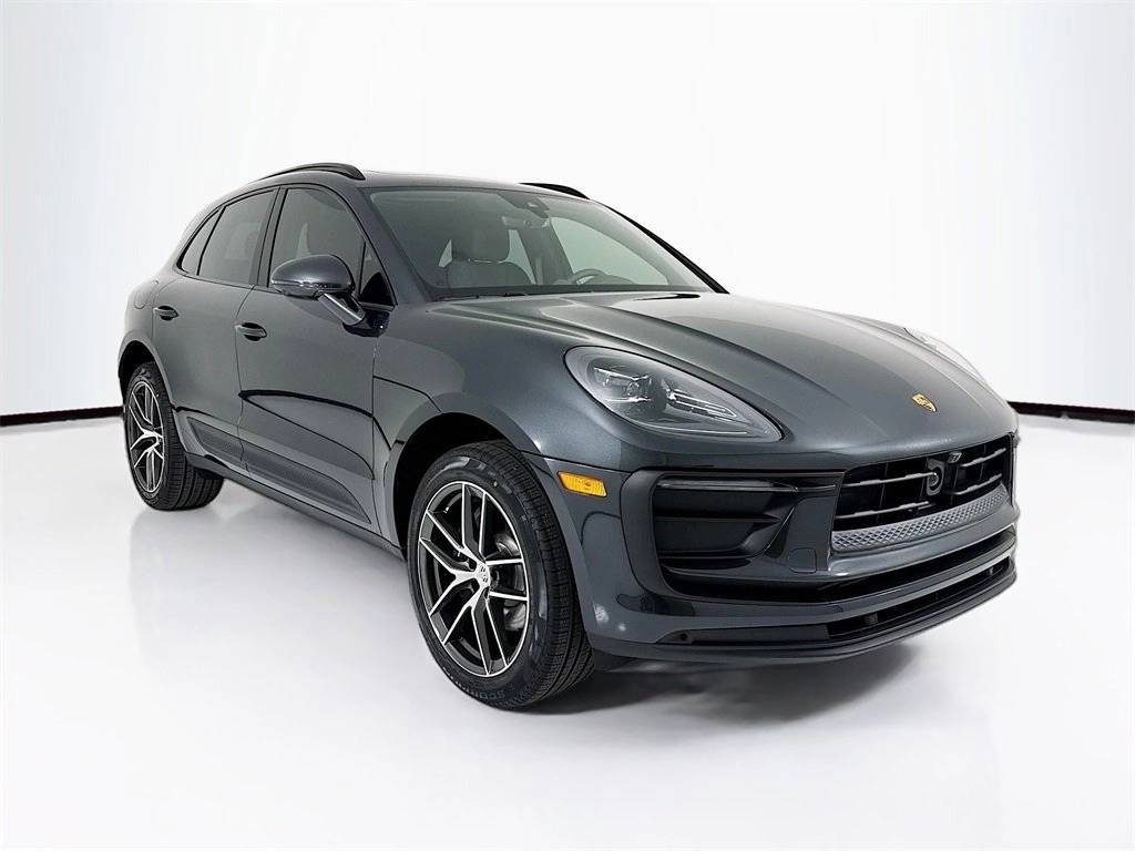 2026 Porsche Macan Macan