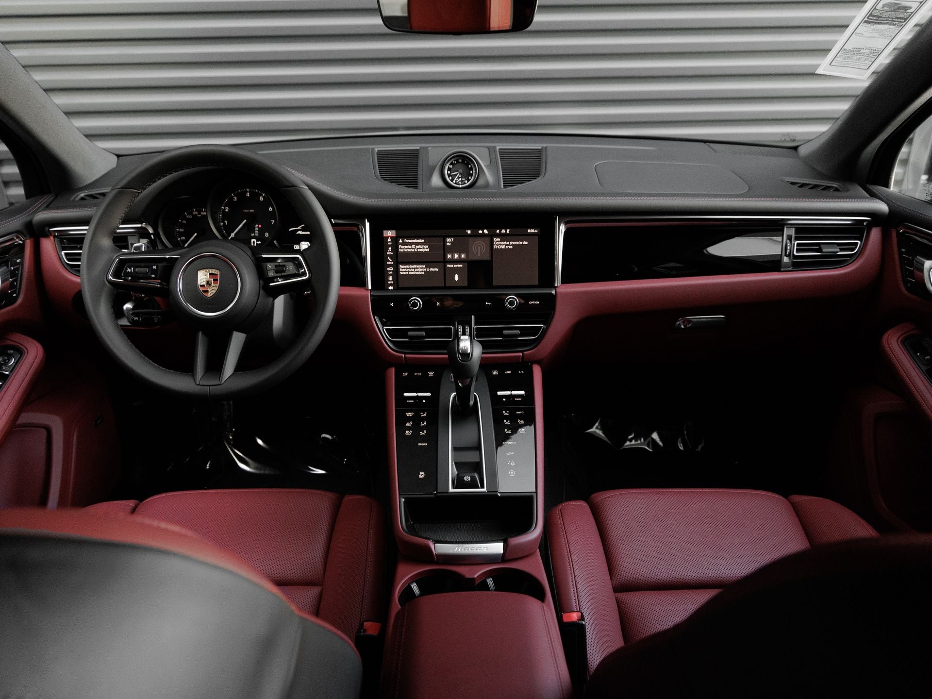 2026 Porsche Macan Macan