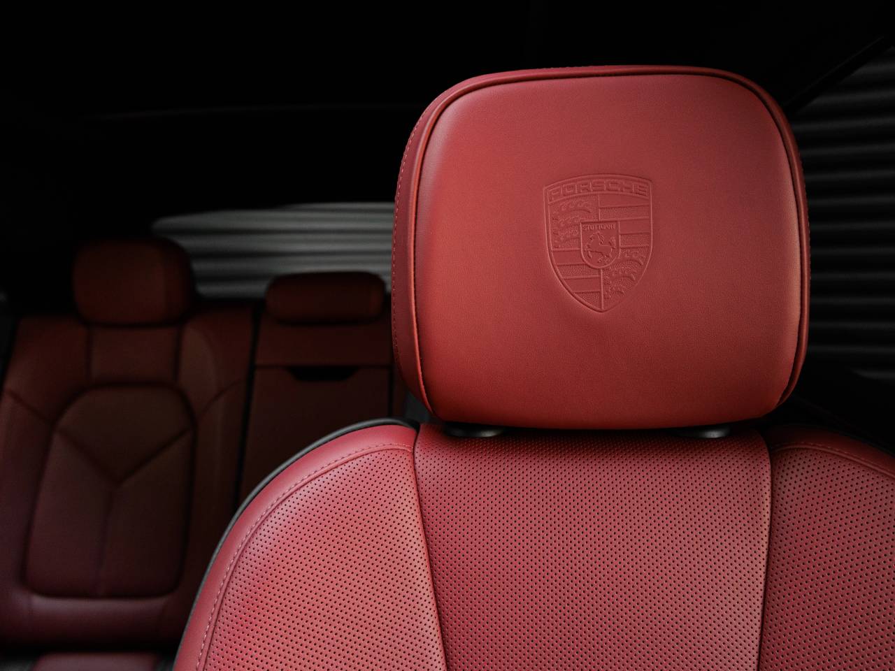 2026 Porsche Macan Base