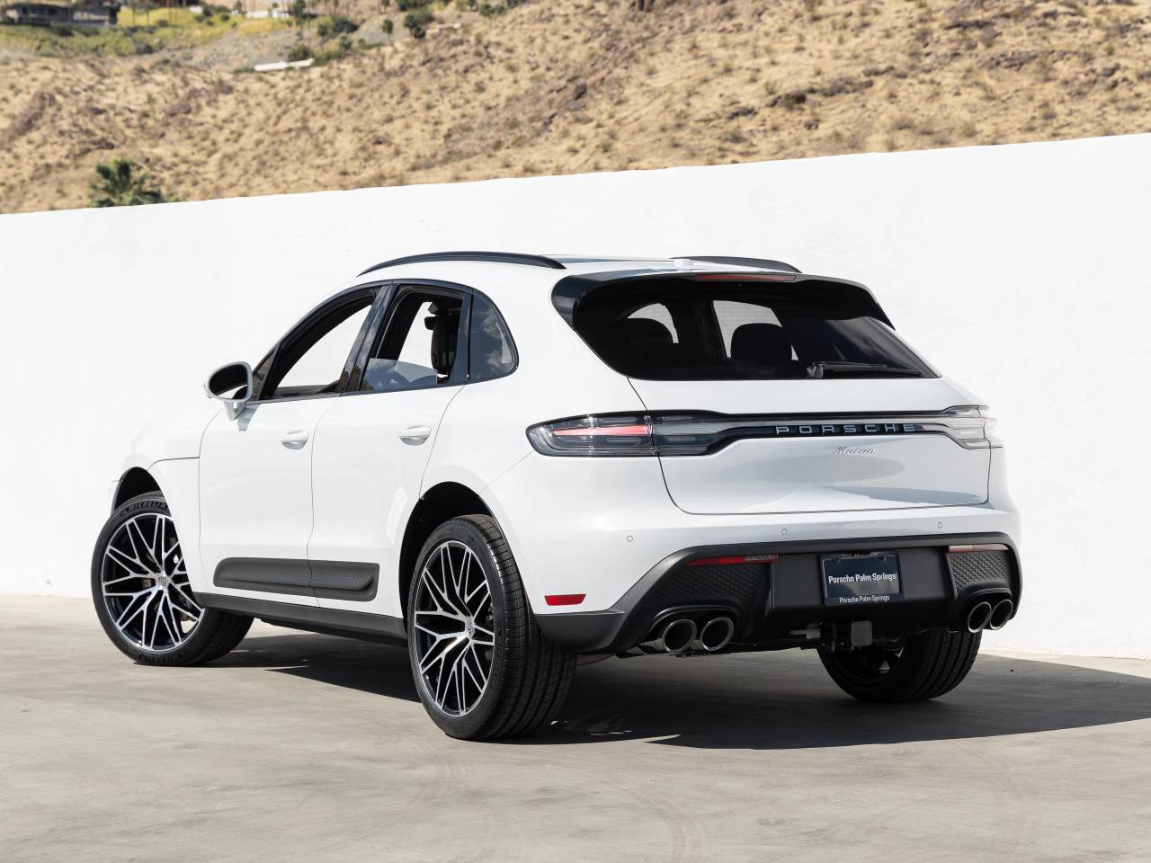 2026 Porsche Macan Base