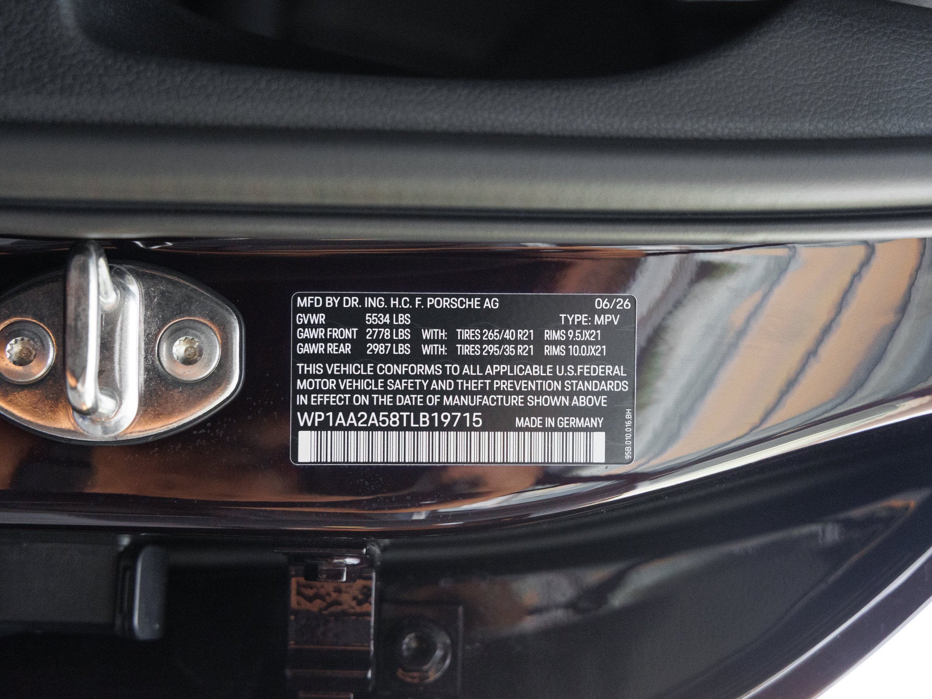 2026 Porsche Macan Macan